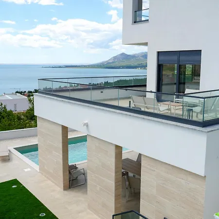 Altamaris Villa *